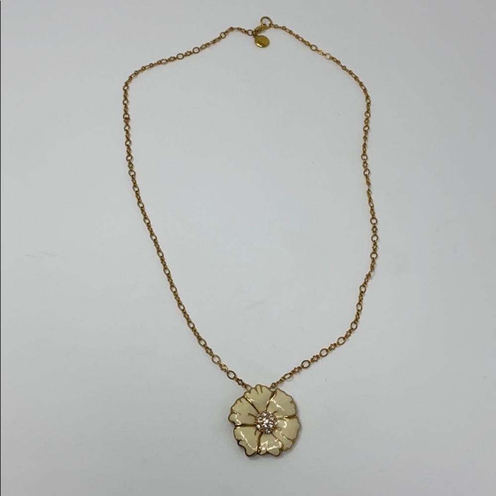 Fashion necklace